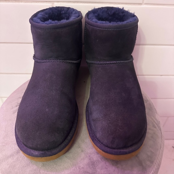 UGG classic mini 2 Navy suede sheepskin water resistant Y2K throwback - Picture 4 of 13